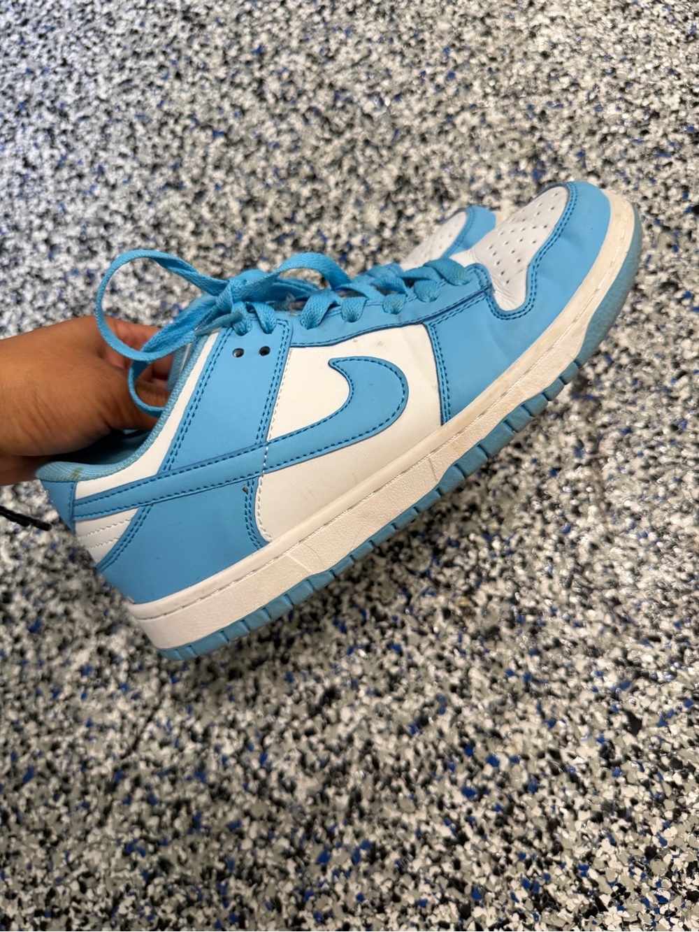 *AS IS* Nike Low-Top Sneaker in White and Light Blue